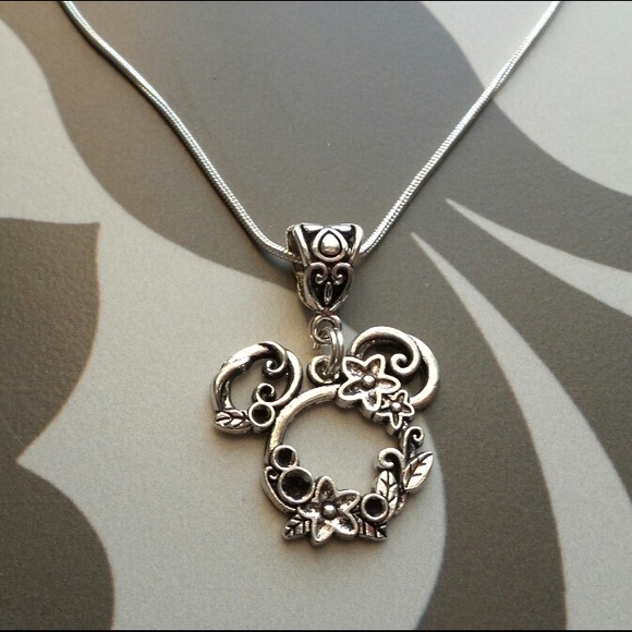 Mouse Head Necklace with 925 Silver Snake Chain - Picture 5 of 8